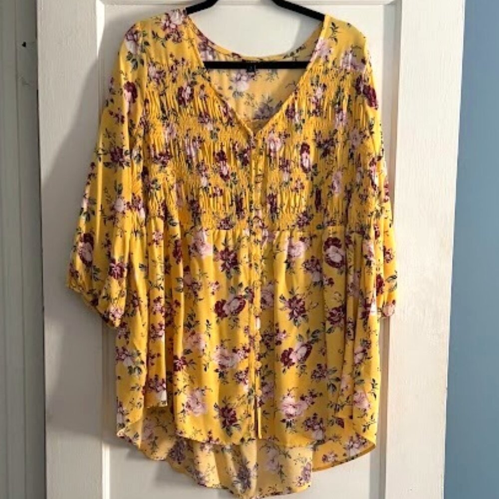 Torrid High-Low Blouse – Flattering Fit with Stylish Details